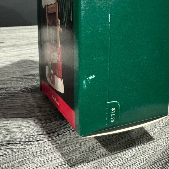 Hallmark | Sweetheart Wishing Well (1990) - Vintage Keepsake Ornament - Picture 14 of 15